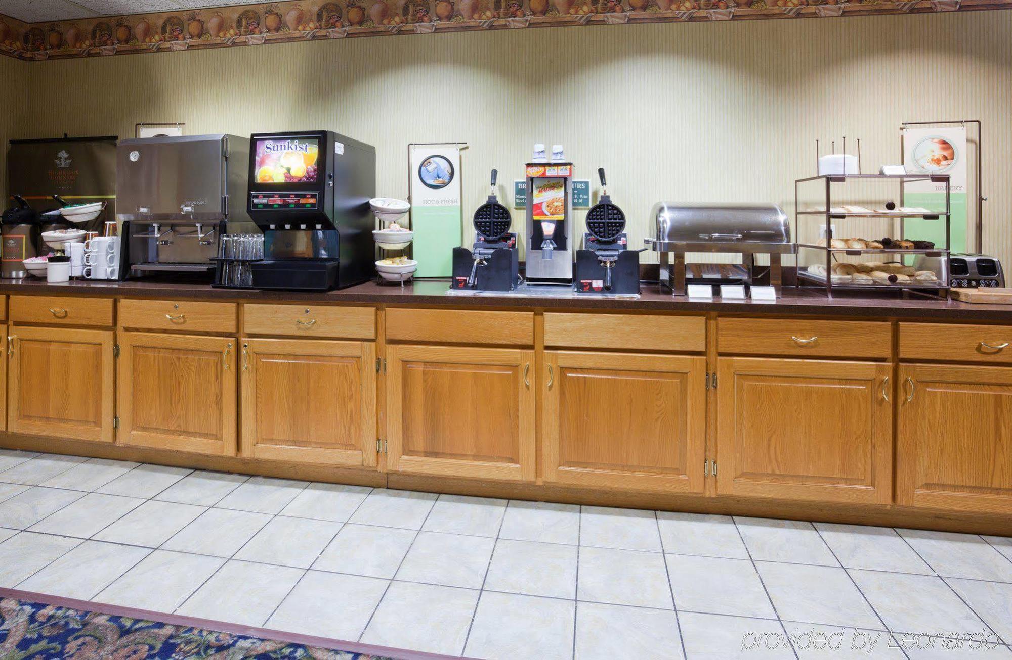 Country Inn & Suites By Radisson, Coralville, Ia Buitenkant foto