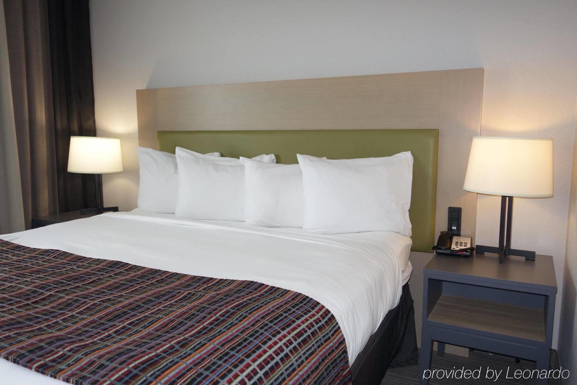Country Inn & Suites By Radisson, Coralville, Ia Buitenkant foto